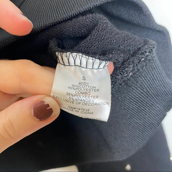 Romeo + Juliet Couture Studded Cropped Sweatshirt - Picture 4 of 7